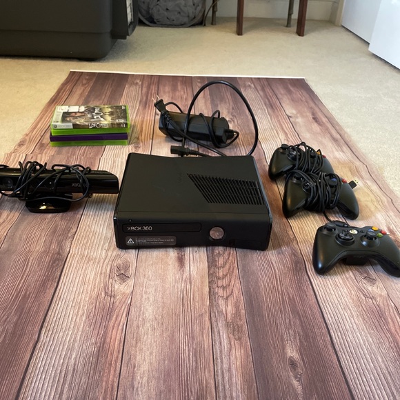 Xbox Other - Xbox 360 with Kinect, 3 controllers, and games